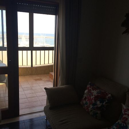Em Frente A Praia E Marina Vila do Conde Bagian luar foto