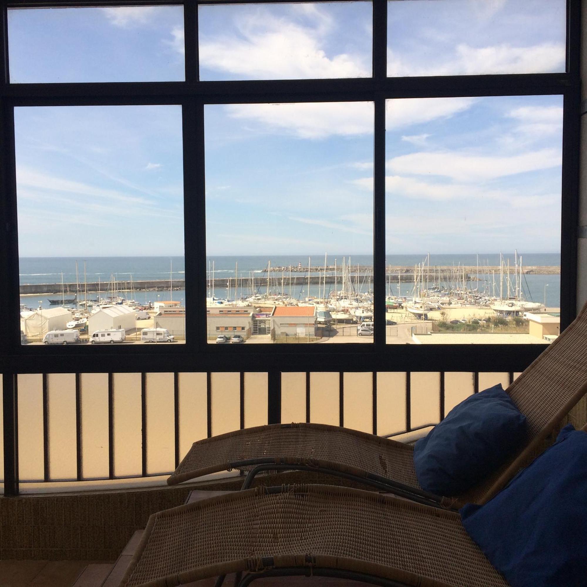 Em Frente A Praia E Marina Vila do Conde Bagian luar foto