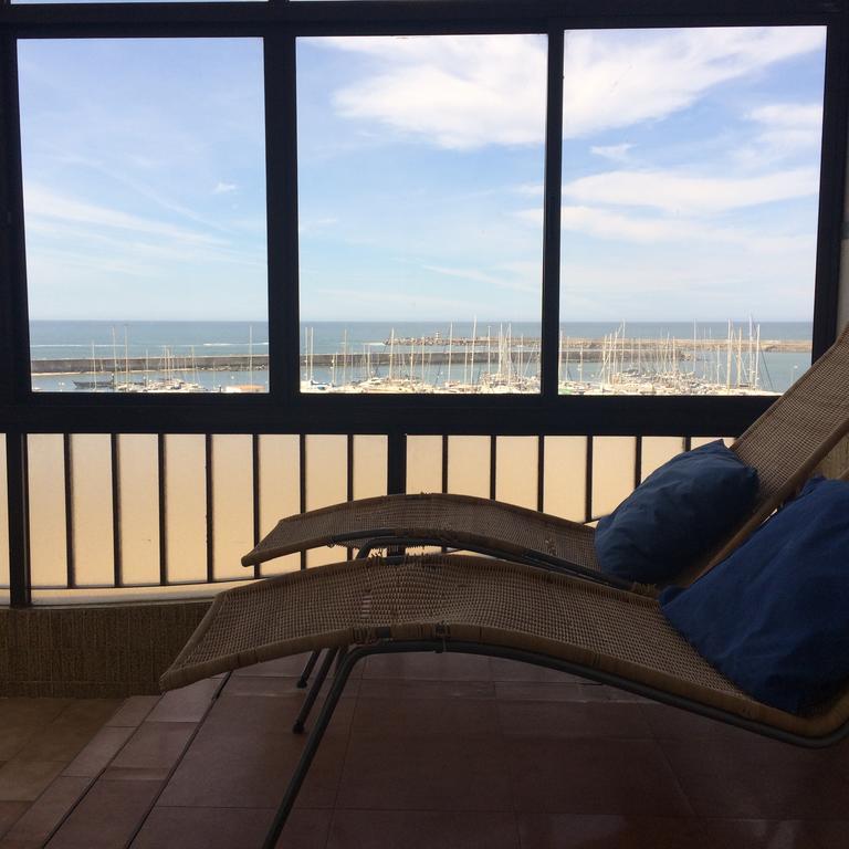 Em Frente A Praia E Marina Vila do Conde Bagian luar foto